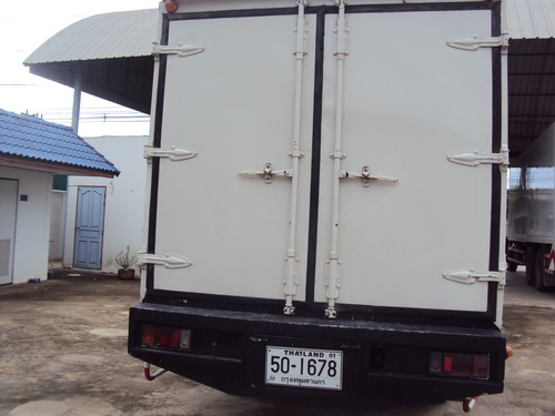 ขาย ISUZU NPR ตู้แห้ง  130Hpเทอร์โบ รถห้าง6ล้อยาว5เมตรปี2007