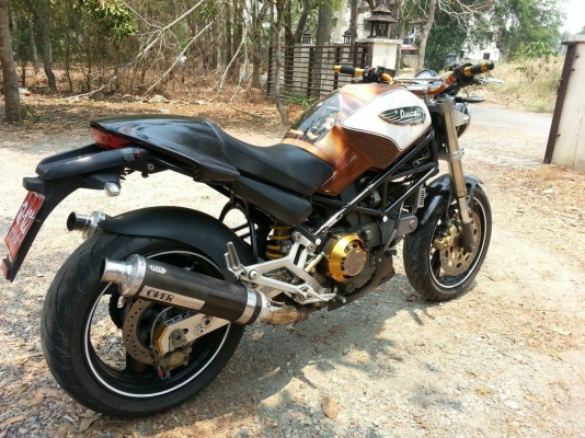 ขายจิ๊กโก๋อิตารี่ ducati 900