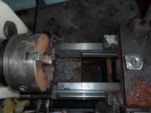 ขายครับขาย เครื่องกลึง YAM 4.5 ฟุต 3 เพลา มีเบรค 75000 บาท ช่างเอก 0814583376 ขายครับขาย เครื่องกลึง YAM 4.5 ฟุต 3 เพลา มีเบรค 75000 บาท ช่างเอก 0814583376