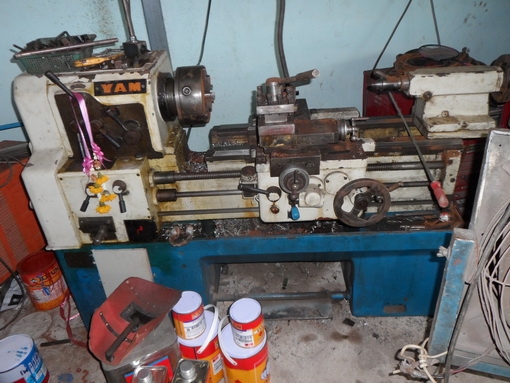 ขายครับขาย เครื่องกลึง YAM 4.5 ฟุต 3 เพลา มีเบรค 75000 บาท ช่างเอก 0814583376