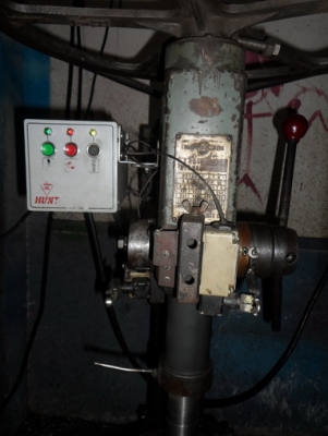 ขายครับขาย เครื่องเจาะ - ต๊าฟ kira ตั่งพื้นเรียวเบอร์3 16000 บาท ช่างเอก 0814583376