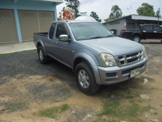 รถกระบะisuzu เครื่อง3000 dma RODIO แอร์เย็นภายในสวยเอกสารทะเบียนพร้อม