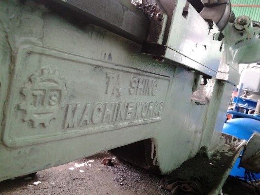 เครื่องกลึงTA-SHING 4ฟุต2เพลา ขายถูก ลดราคา เครื่องกลึงTA-SHING 4ฟุต2เพลา ขายถูก ลดราคา