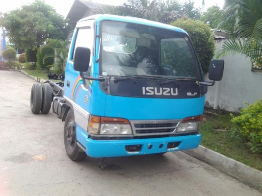 ขายด่วน รถ 6 ล้อ ISUZU NKR ปี 2001