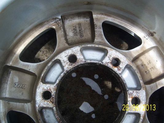 ขายล้อแม็ก TRD  พร้อมยาง ขอบ 15 x 8.5