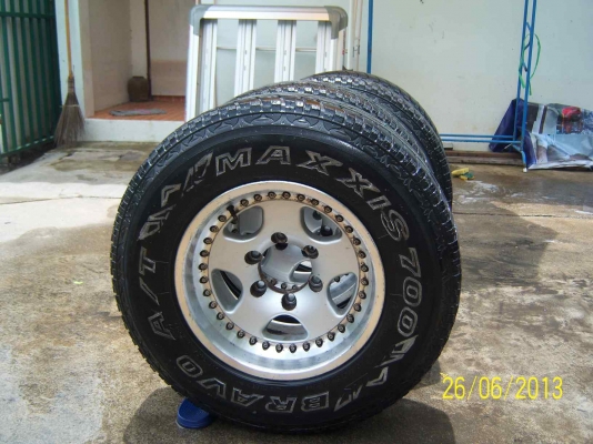 ขายล้อแม็ก TRD  พร้อมยาง ขอบ 15 x 8.5