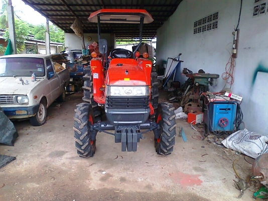 ขายด่วน..รถไถ KUBOTA L3408 ไมล์ 1,722 ชั่วโมง ขับ 4 ล้อ อุปกรณ์มีจอบหมุนอย่างดี รถสวยพร้อมใช้ มีทะเบียนครบ.