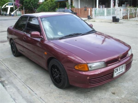 ขายอีคาร์ ปี93 สีแดง เกียร์ออโต้ เปลี่ยนเครื่องเป็น 1800cc.ติดแก๊สแล้ว สภาพดี ด่วน 66000