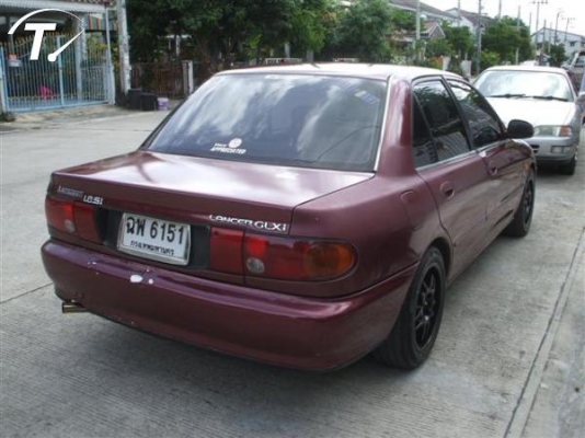 ขายอีคาร์ ปี93 สีแดง เกียร์ออโต้ เปลี่ยนเครื่องเป็น 1800cc.ติดแก๊สแล้ว สภาพดี ด่วน 66000