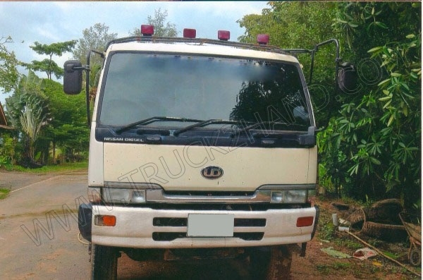 นาทีทอง***รถเทนเลอร์ ยี่ห้อ NISSAN