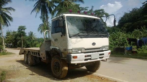 นาทีทอง***รถเทนเลอร์ ยี่ห้อ NISSAN