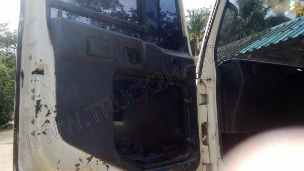 นาทีทอง***รถเทนเลอร์ ยี่ห้อ NISSAN