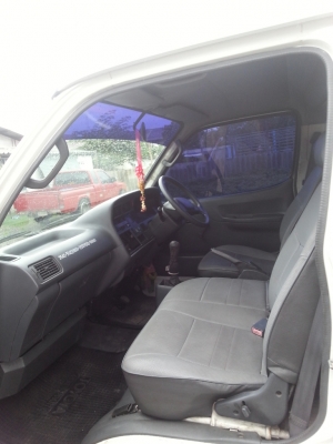 รถตู้ โตโยต้า Hi-Ace