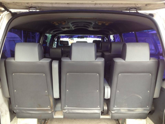 รถตู้ โตโยต้า Hi-Ace