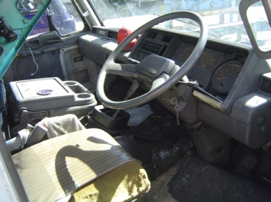 ขาย หัวเก๋ง  นิสสัน คอนดอร์ 2 ใบปัด  สภาพใช้ได้