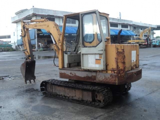 ขายรถแบ็คโฮ ขุด-ดัน KOMATSU pc 40 ขายรถแบ็คโฮ ขุด-ดัน KOMATSU pc 40