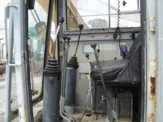 ขายรถขุด-ดัน KATO รุ่น HD180G รถเก่านอก ขายรถขุด-ดัน KATO รุ่น HD180G รถเก่านอก