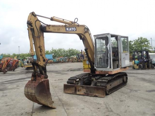 ขายรถขุด-ดัน KATO รุ่น HD180G รถเก่านอก ขายรถขุด-ดัน KATO รุ่น HD180G รถเก่านอก