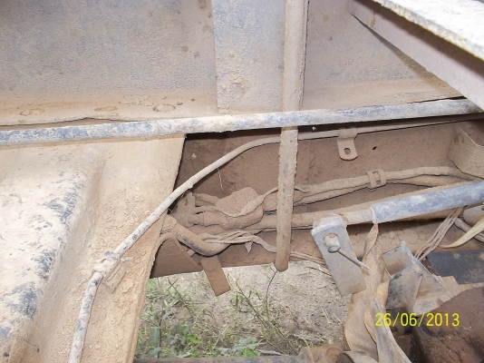 ขายดั้มดิน  KL300  เครื่อง  EC   130แรง  พวงมาลัยเพาเวอร์