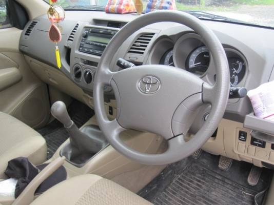ขายTOYOTA VIGO SMART CAB 2.5 ปี 2011 วิ่ง 2 หมื่นกว่าโล ขายTOYOTA VIGO SMART CAB 2.5 ปี 2011 วิ่ง 2 หมื่นกว่าโล