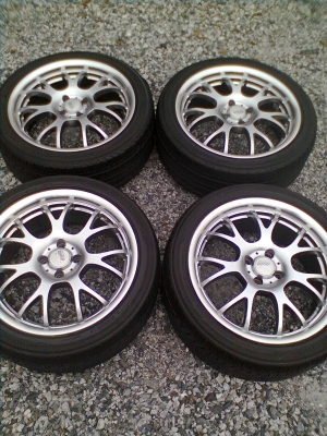 ขายแม็ก 4 รู100 ขอบ17 พร้อมยาง 215/45R17 ยางYOKOHAMA  ปี10 สวยๆ 1 ชุด