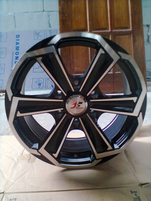 ขายแม็กใหม่ 6รู139.7 ขอบ17  จำนวน 4 วง ยังไม่เคยใช้