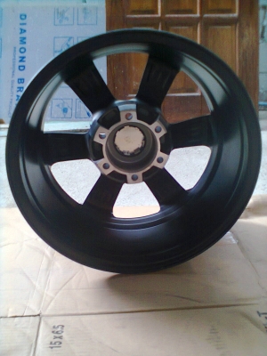 ขายแม็กใหม่ 6รู139.7 ขอบ17  จำนวน 4 วง ยังไม่เคยใช้