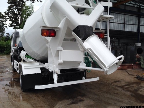 รับต่อรถโม่ปูน 4 คิว