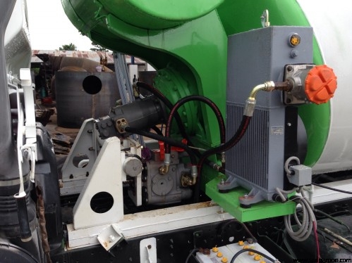 รับต่อรถโม่ปูน 4 คิว