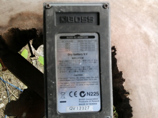 METAL ZONE MT-2 BOSS Made in Taiwan 1,500.- METAL ZONE MT-2 BOSS Made in Taiwan 1,500.-