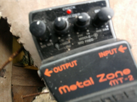 METAL ZONE MT-2 BOSS Made in Taiwan 1,500.-