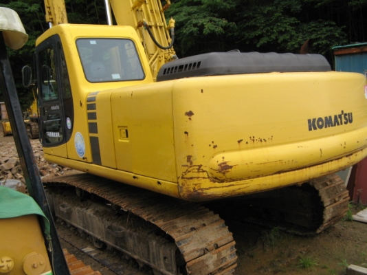 รถขุด KOMATSU PC200-6 sn:90589ปี1995 ,7996Hr. รถนอกนำเข้าจากญี่ปุ่น สภาพดีมาก ราคาไม่แพงครับ