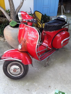 ขาย vespa sprint 150 ราคาเบา ๆ