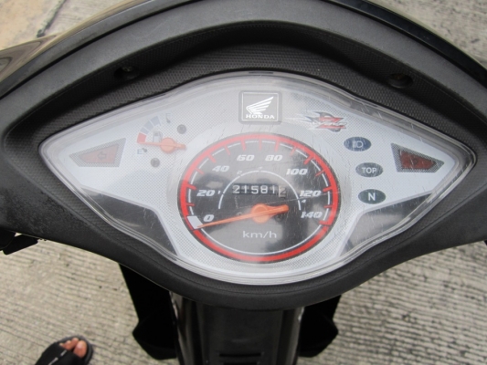 ยังไงก็ขาย wave z100ปี49รถบ้านเครื่องเดิมๆทะเบียน-โอน