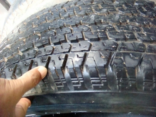 ยางถอดจากรถอีซูสุปิคอัพดอกเยอะ bridgestone 265/70/16