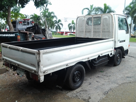 NISSAN ATLAS ปี2012 เคื่อง TD25 ทะเบียนไม่ติดเวลา