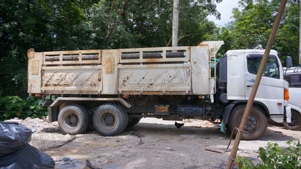 รถบรรทุก พ่วงดั๊มพ์ แม่-ลูก ยี่ห้อ HINO