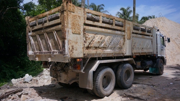 รถบรรทุก พ่วงดั๊มพ์ แม่-ลูก ยี่ห้อ HINO