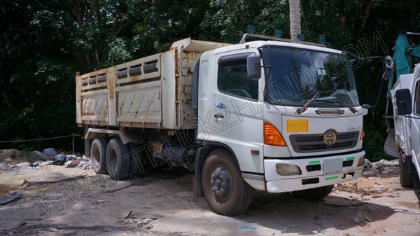 รถบรรทุก พ่วงดั๊มพ์ แม่-ลูก ยี่ห้อ HINO