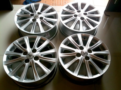 แม็กซ์15 วิออส ตัวท็อป 12ก้าน  สเปค 4รู100 สภาพใหม่ฝากลางครบ