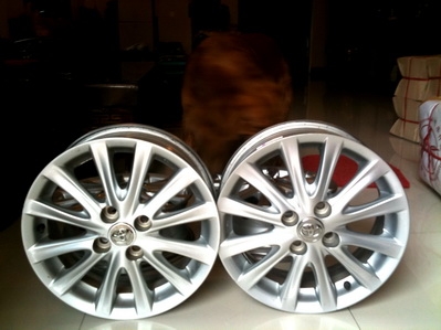 แม็กซ์15 วิออส ตัวท็อป 12ก้าน  สเปค 4รู100 สภาพใหม่ฝากลางครบ