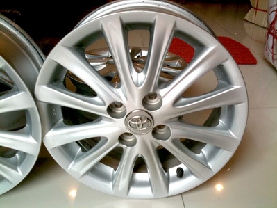 แม็กซ์15 วิออส ตัวท็อป 12ก้าน  สเปค 4รู100 สภาพใหม่ฝากลางครบ