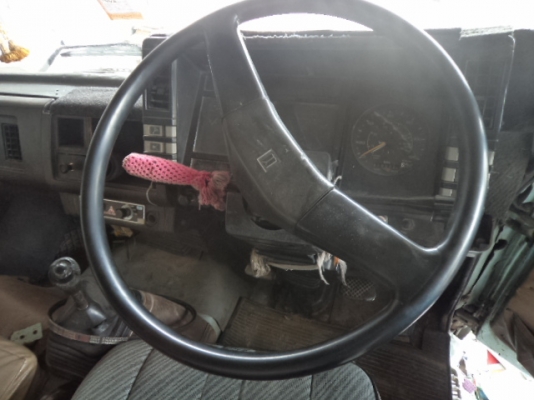 ขายรถอีซูซุ10ล้อใหญ่เครื่อง175แรง พวงมาลัยเพาเวอร์ เบรกทิิฟฟี