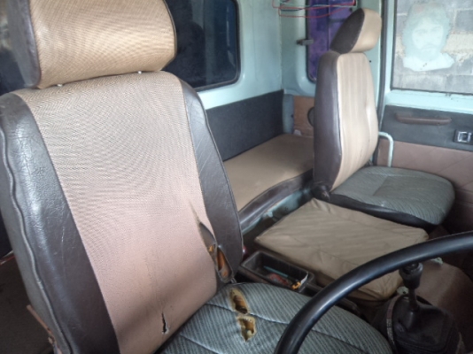 ขายรถอีซูซุ10ล้อใหญ่เครื่อง175แรง พวงมาลัยเพาเวอร์ เบรกทิิฟฟี