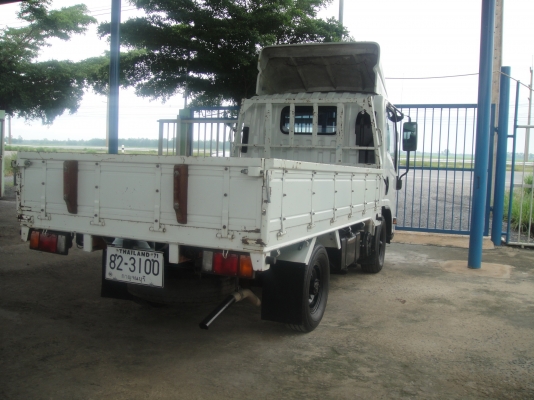 ISUZU NLR  ปี 2553 เครื่อง 130 แรง (มีให้เลือกทั้งกะบะ และ ตู้) พร้อมใช้งาน