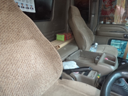 ขายรถ6ล้ออีซูซุเดก้าดั้ม195 แรง สภาพสวยพร้อมใช้งานคับ