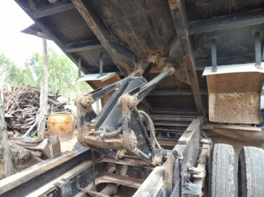 ขายรถ6ล้ออีซูซุเดก้าดั้ม195 แรง สภาพสวยพร้อมใช้งานคับ