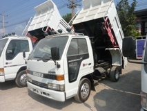 ISUZU NKR ตาหวาน 115 HP 4 สูบ  4 ล้อ ป้่ายเล็กไม่ติดเวลา