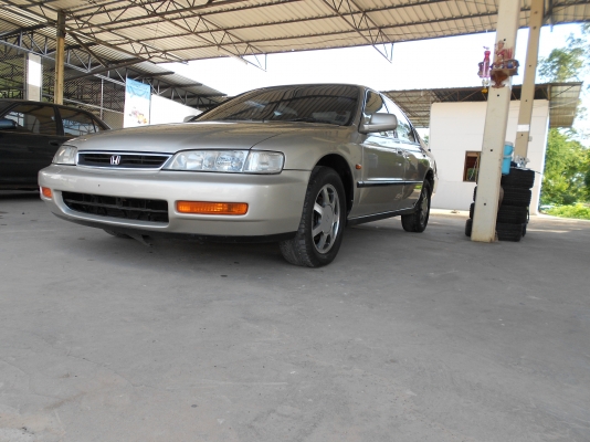 ขายรถเก๋งยอดนิยม ปี1996 ออโต้ เล่มพร้อมโอน