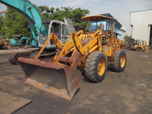 ขายรถตักสภาพเยี่ยมKOBELCO LK300 ต่อรองได้ นำเข้าไม่เคยใช้ในไทย